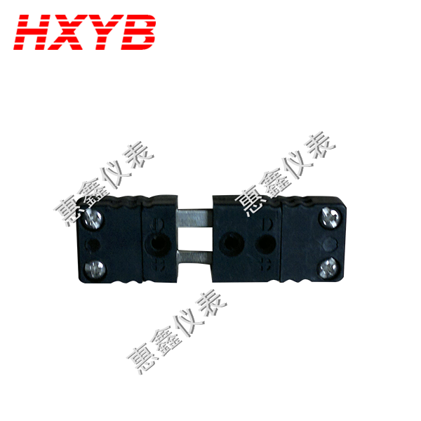 J�ͺ�ɫ�ȵ�żС���ͷ